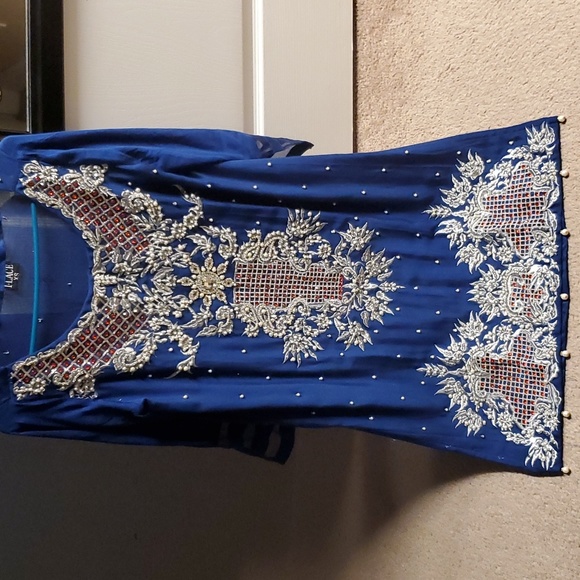 Beautiful Pakistani wedding wear kameez - Picture 13 of 13